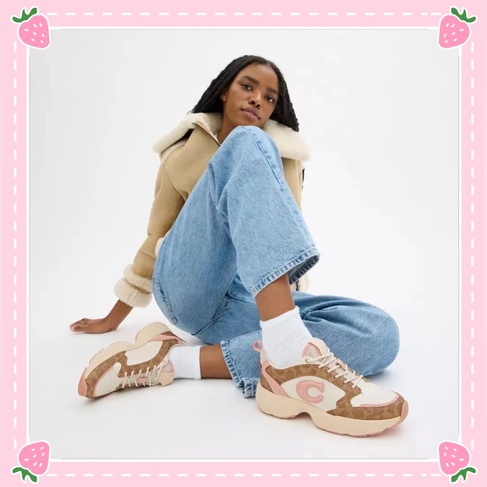 💜SOLD💜Coach Strider Sneaker In Signature Canvas Khaki/Light Pink Size 6B - Picture 2 of 13